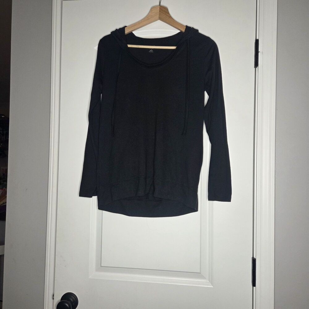 Old Navy Black Long Sleeve Hooded Tee
